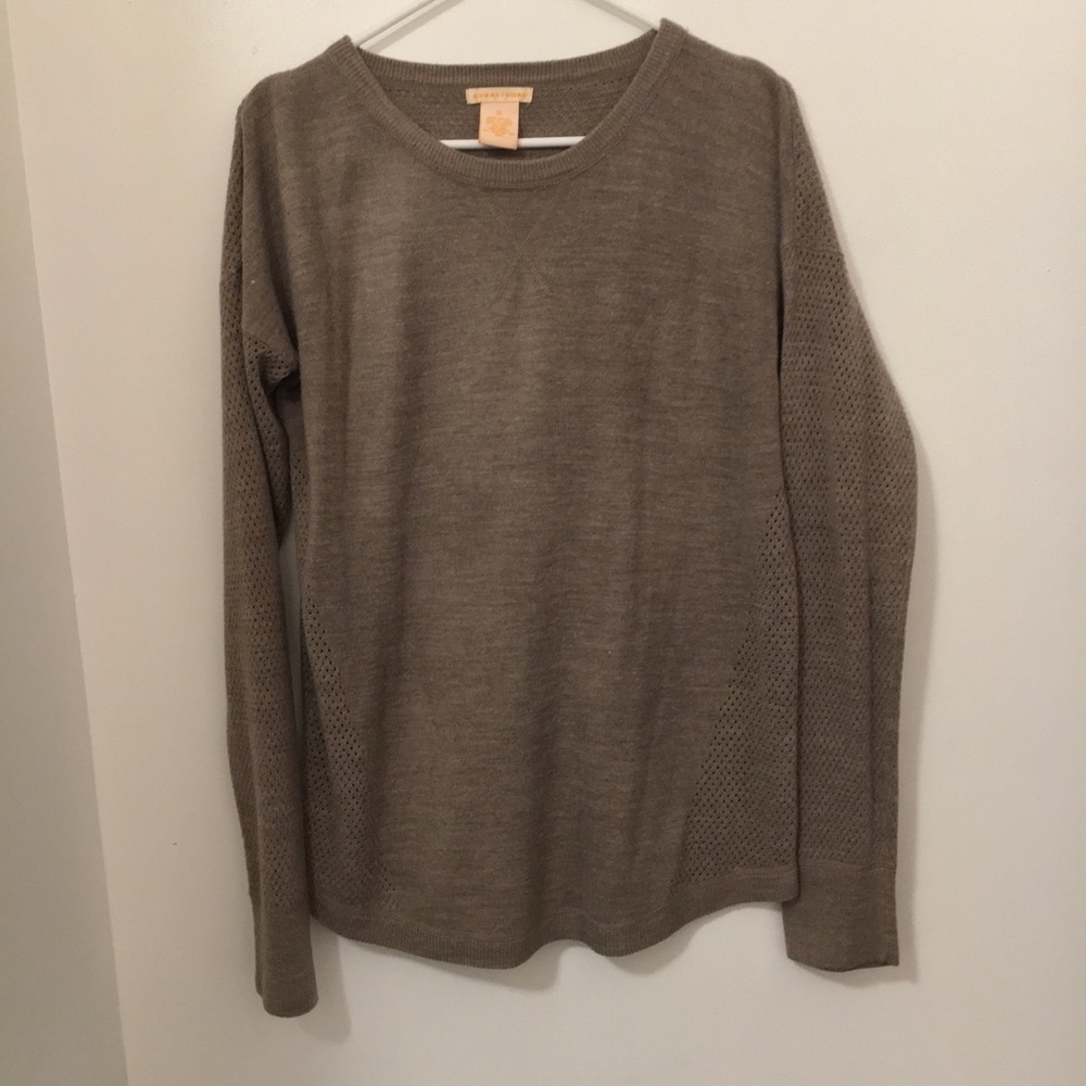 SOFT VINTAGE women’s brown sweater!!!